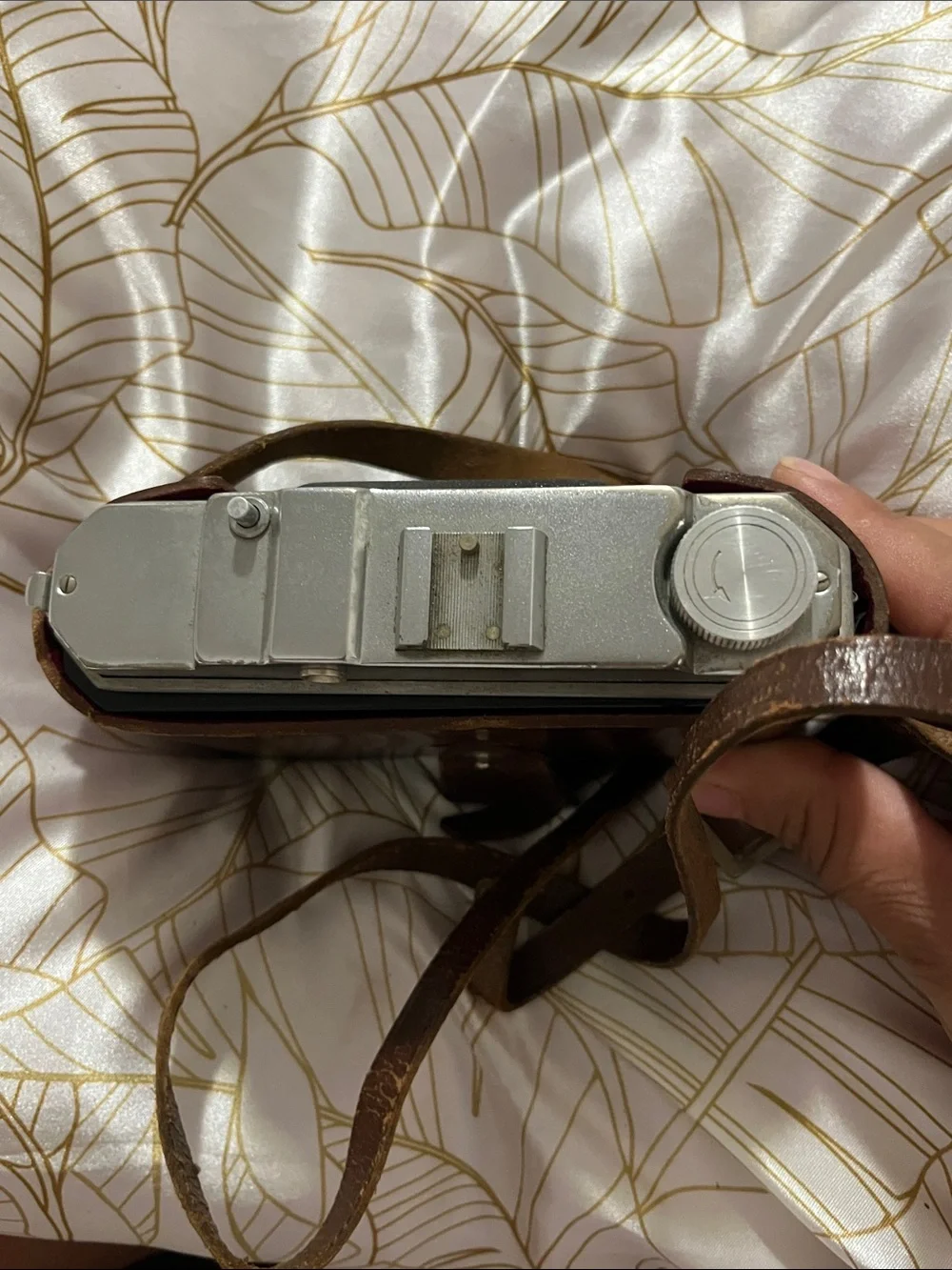 Report Vintage Folding Film Camera in Brown and Silver